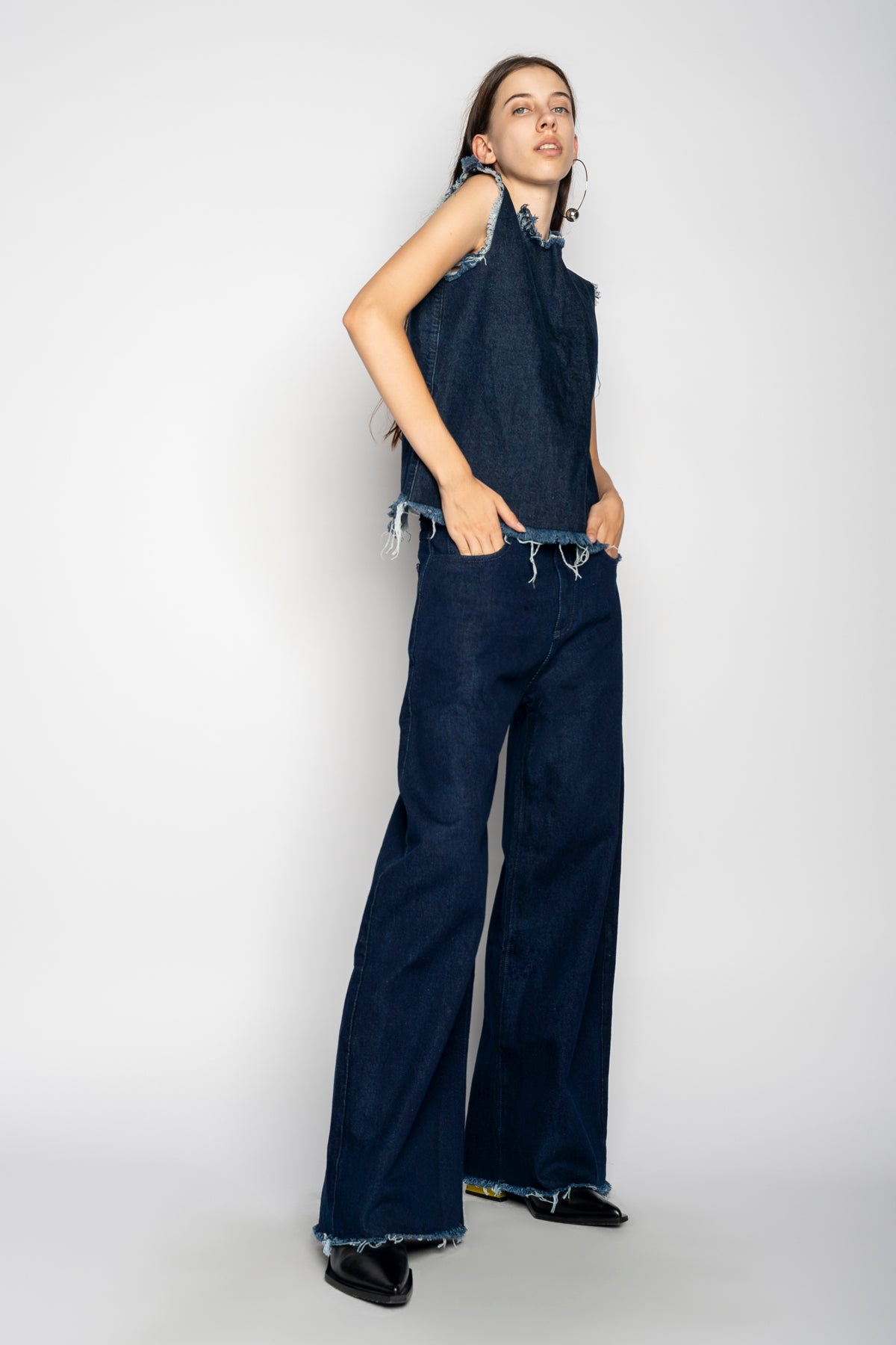 NAVY DENIM BOYFRIEND TROUSERS marques almeida