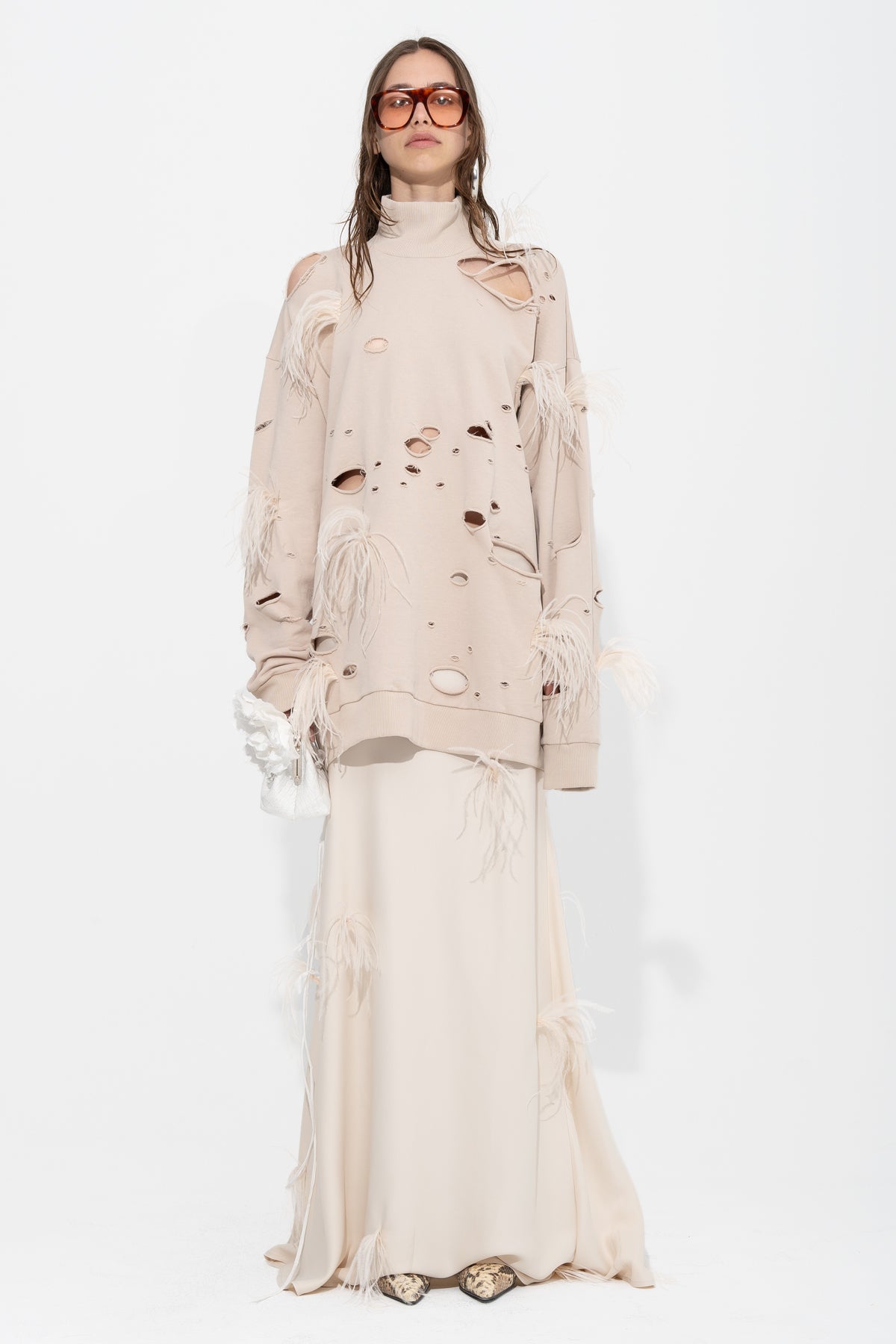 BEIGE DISTRESSED TURTLENECK WITH FEATHERS marques almeida