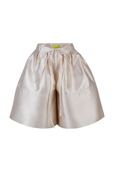 BEIGE HEAVY SATIN A-LINE VOLUME SHORTS marques almeida
