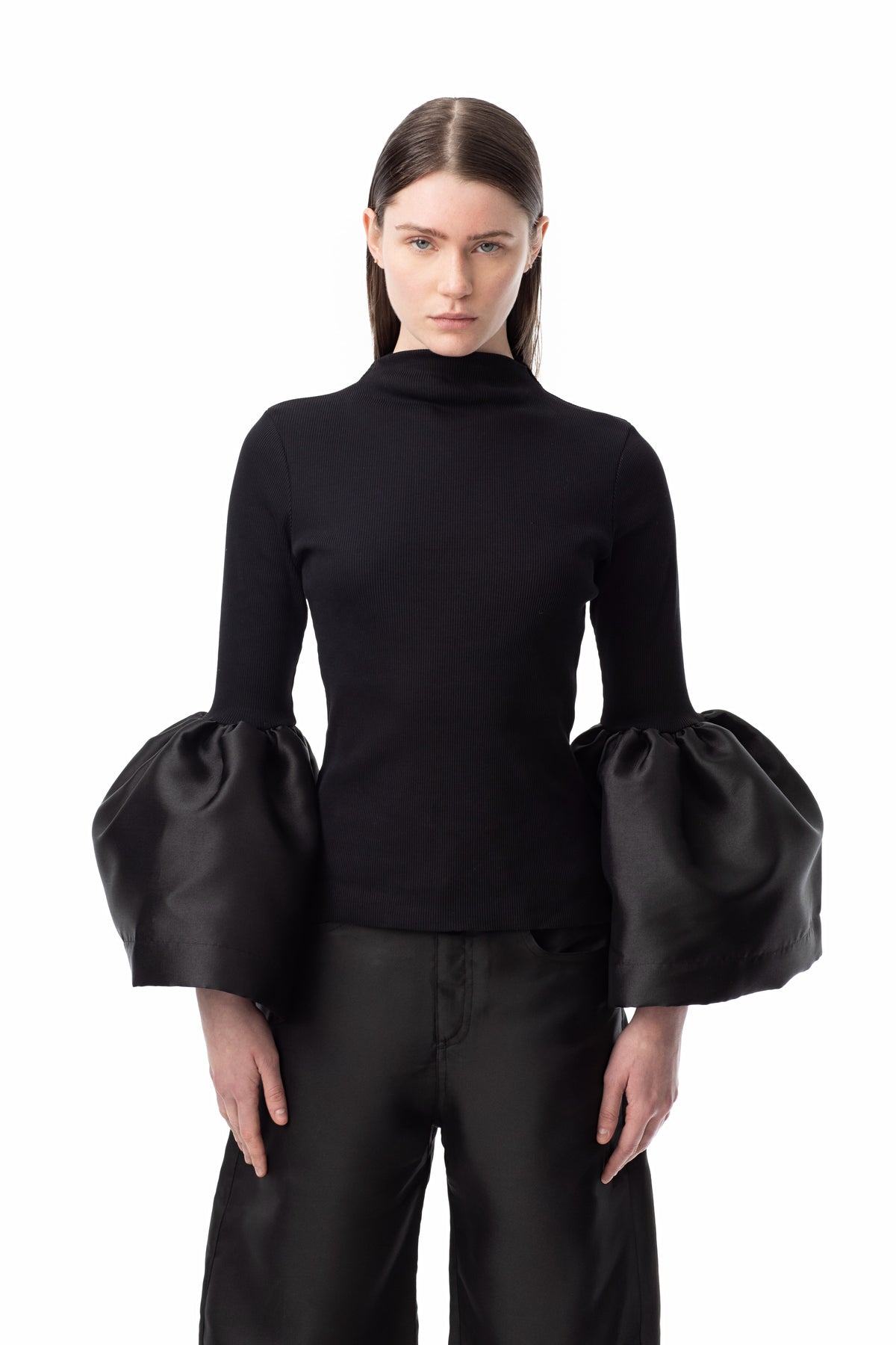 BLACK TURTLENECK PUFF SLEEVE TOP – MARQUES 