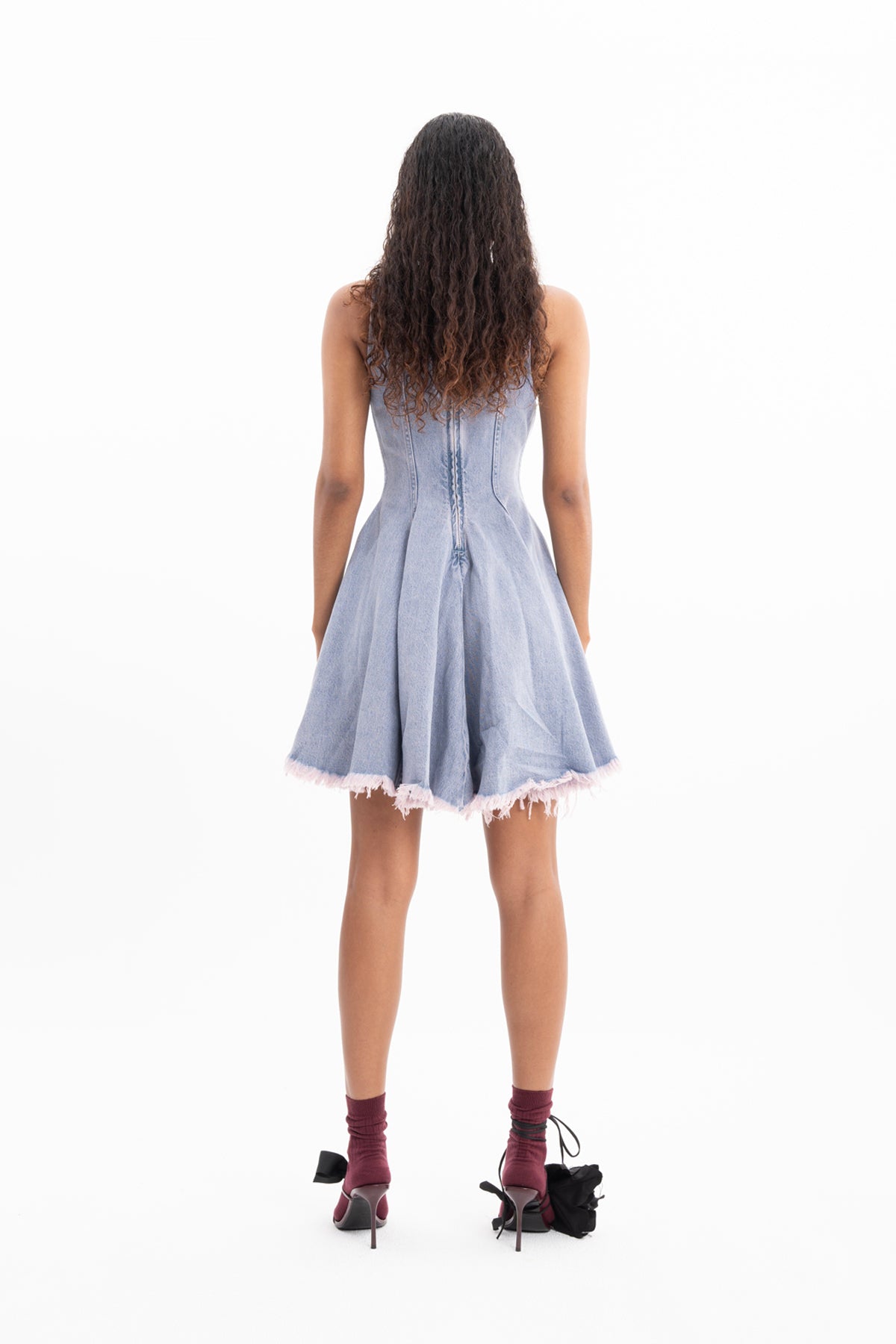 LILAC OVERDYE DENIM RACER SHAPE FLOUNCE MINI DRESS MARQUES ' ALMEIDA LILAC OVERDYE DENIM RACER SHAPE FLOUNCE MINI DRESS MARQUES ' ALMEIDA