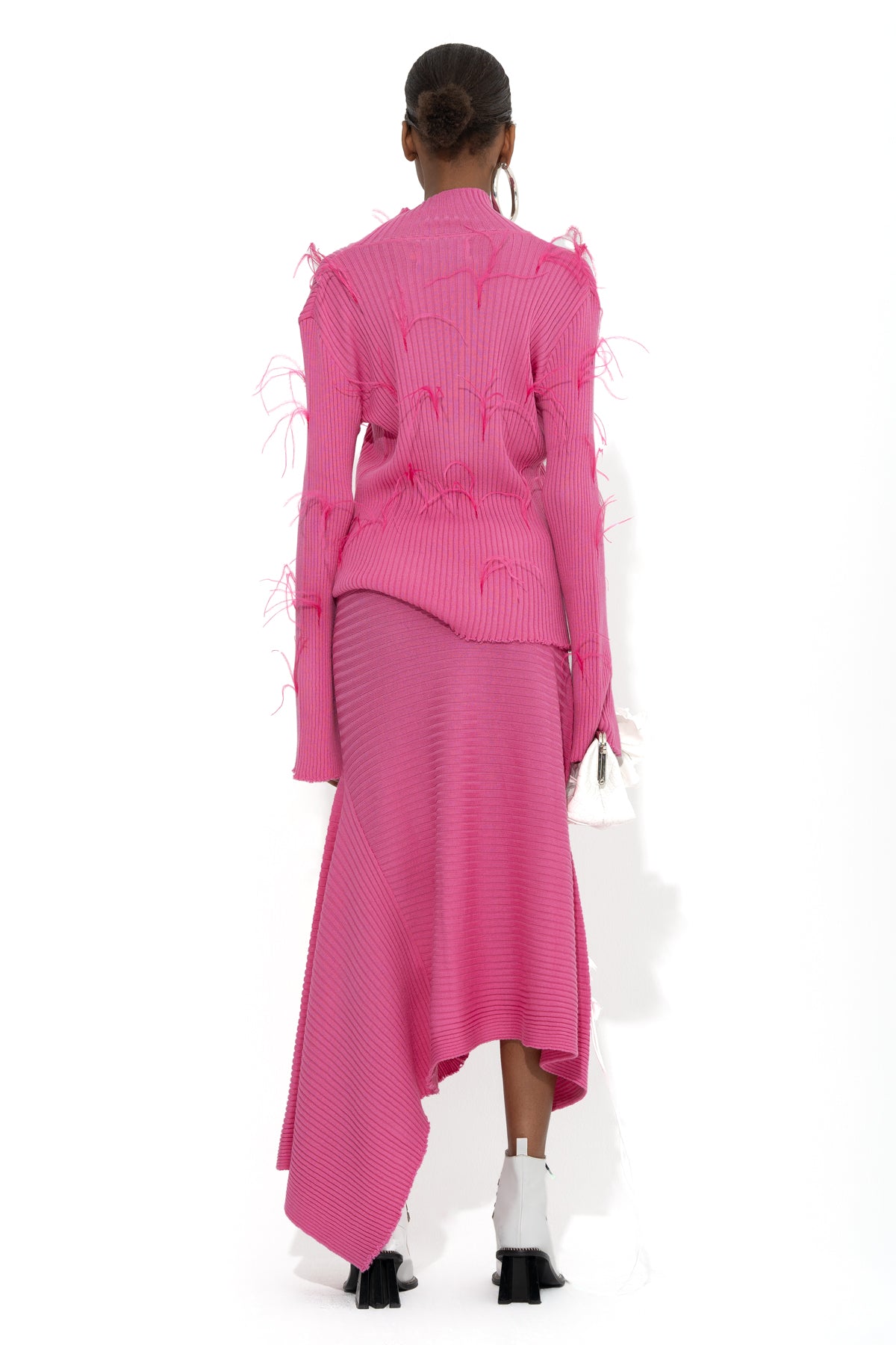 PINK MERINO FITTED FEATHER TURTLENECK marques almeida