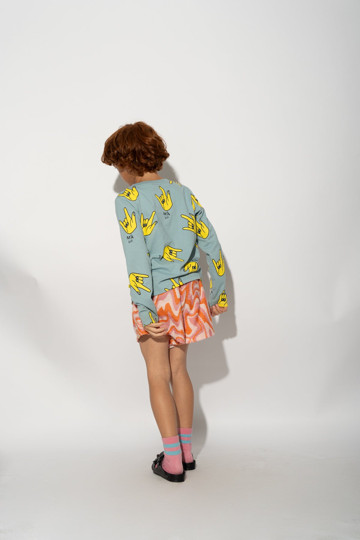 TURQUOISE HANDS PRINT LONG SLEEVE TOP makids