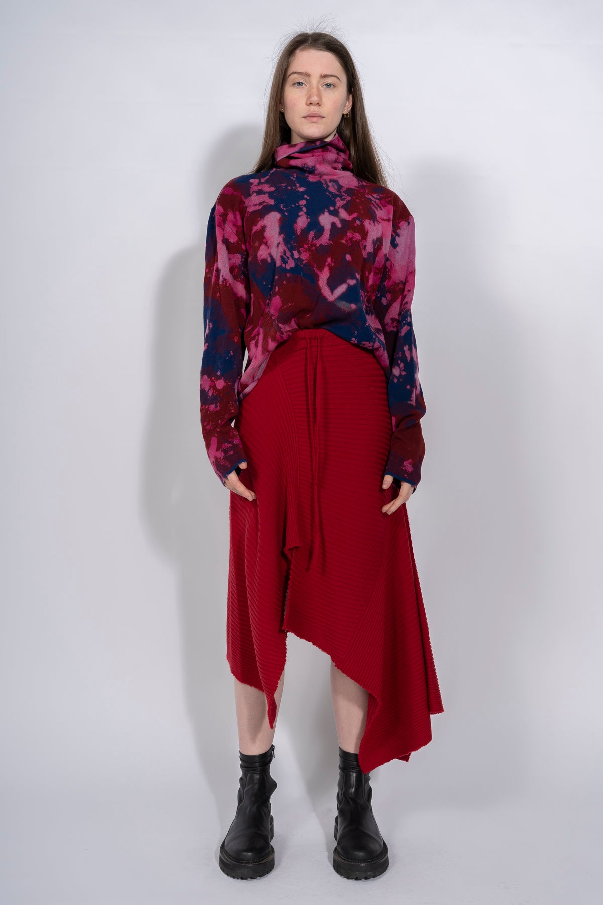 CLASSIC M'A MERINO SKIRT IN RED marques almeida