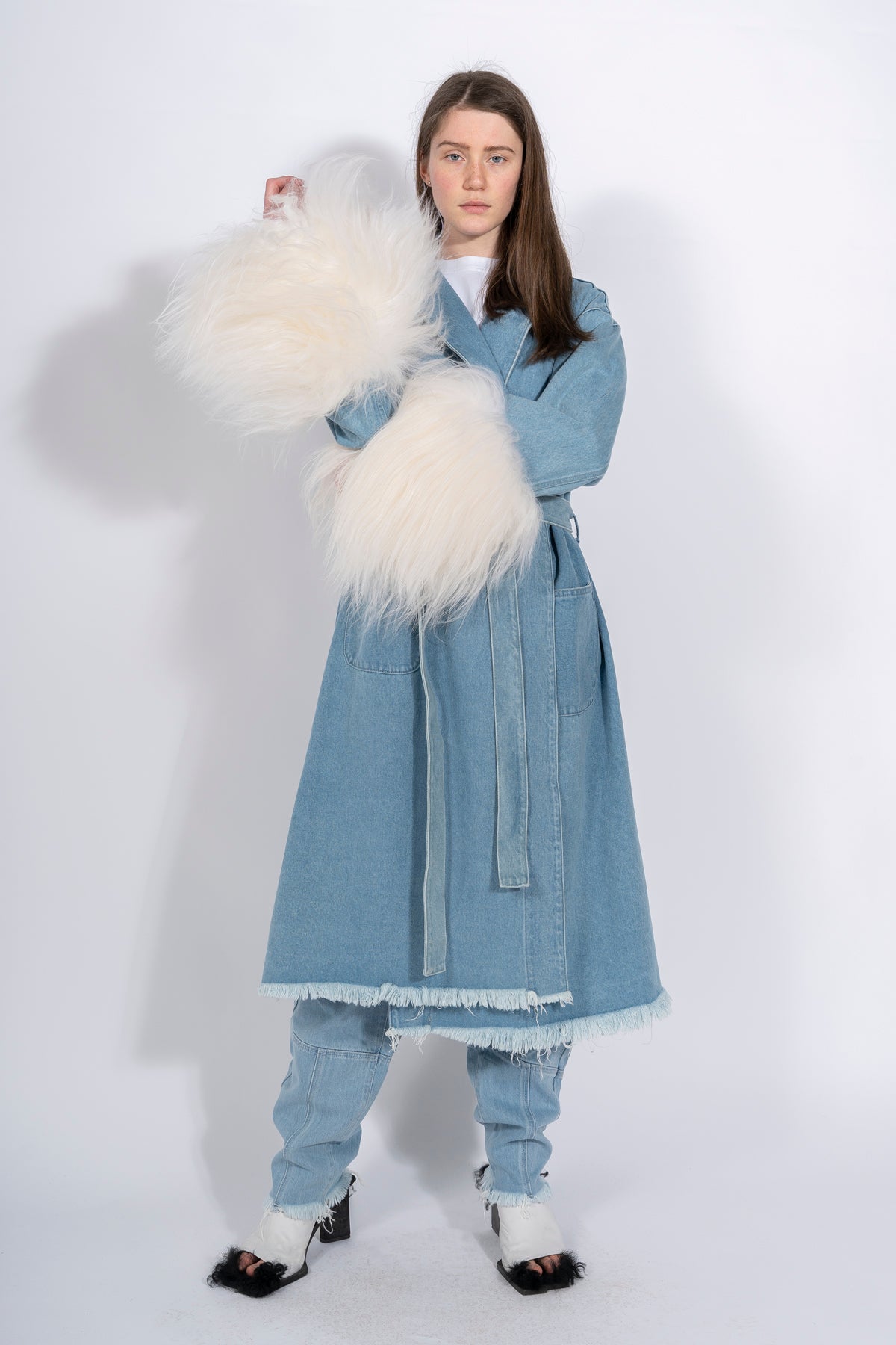 DRESSING GOWN COAT WITH SHEARLING CUFFS MARQUES ALMEIDA
