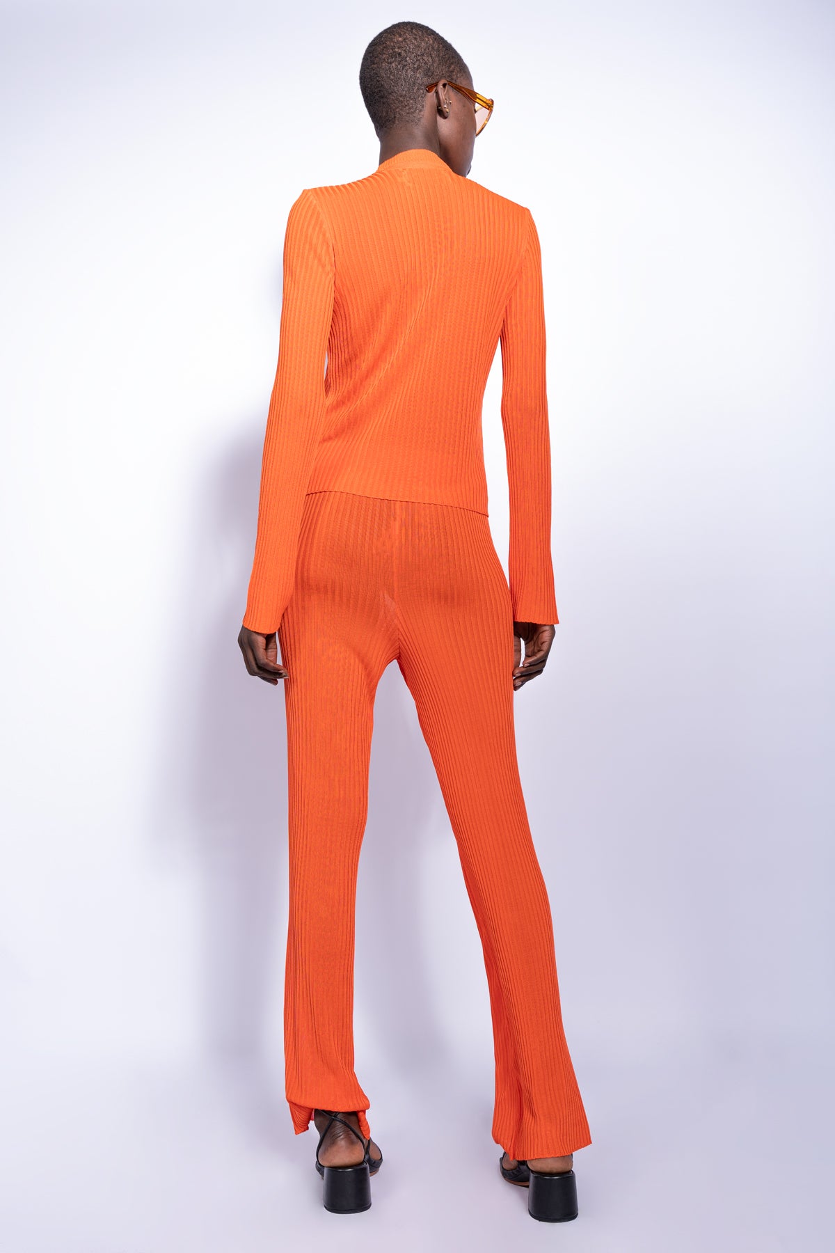 ORANGE FITTED JUMPER IN LIGHT WEIGHT KNIT MARQUES ALMEIDA