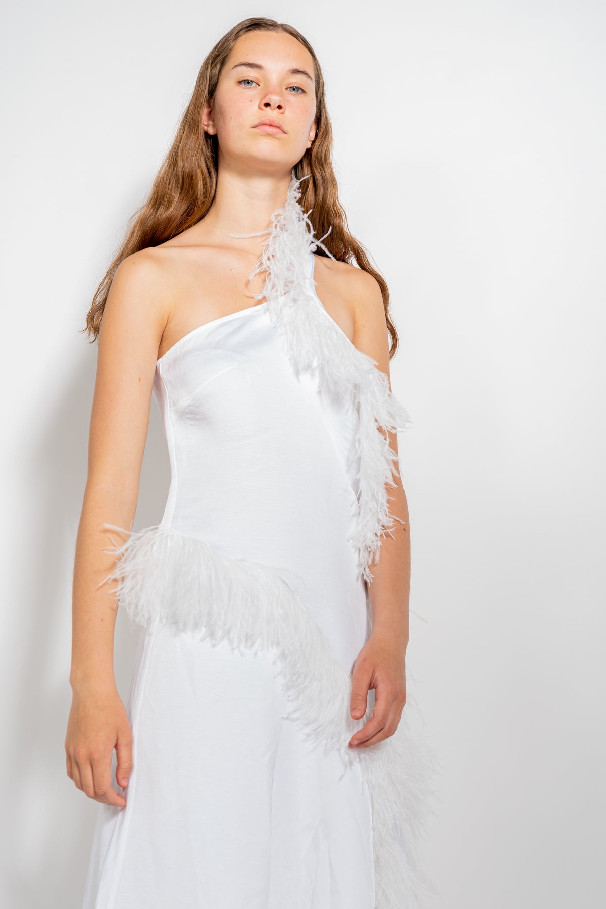 WHITE ASYMMETRIC DRESS WITH FEATHERS MARQUES ALMEIDA